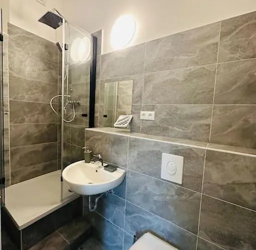 Lovely In Berlin4 Berlin